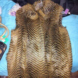 Curations Faux Fur Tiger Print Sleeveless Vest Jacket